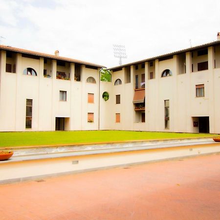 Innpisarentals 2- Pisa Books & Tower Apartment Екстер'єр фото